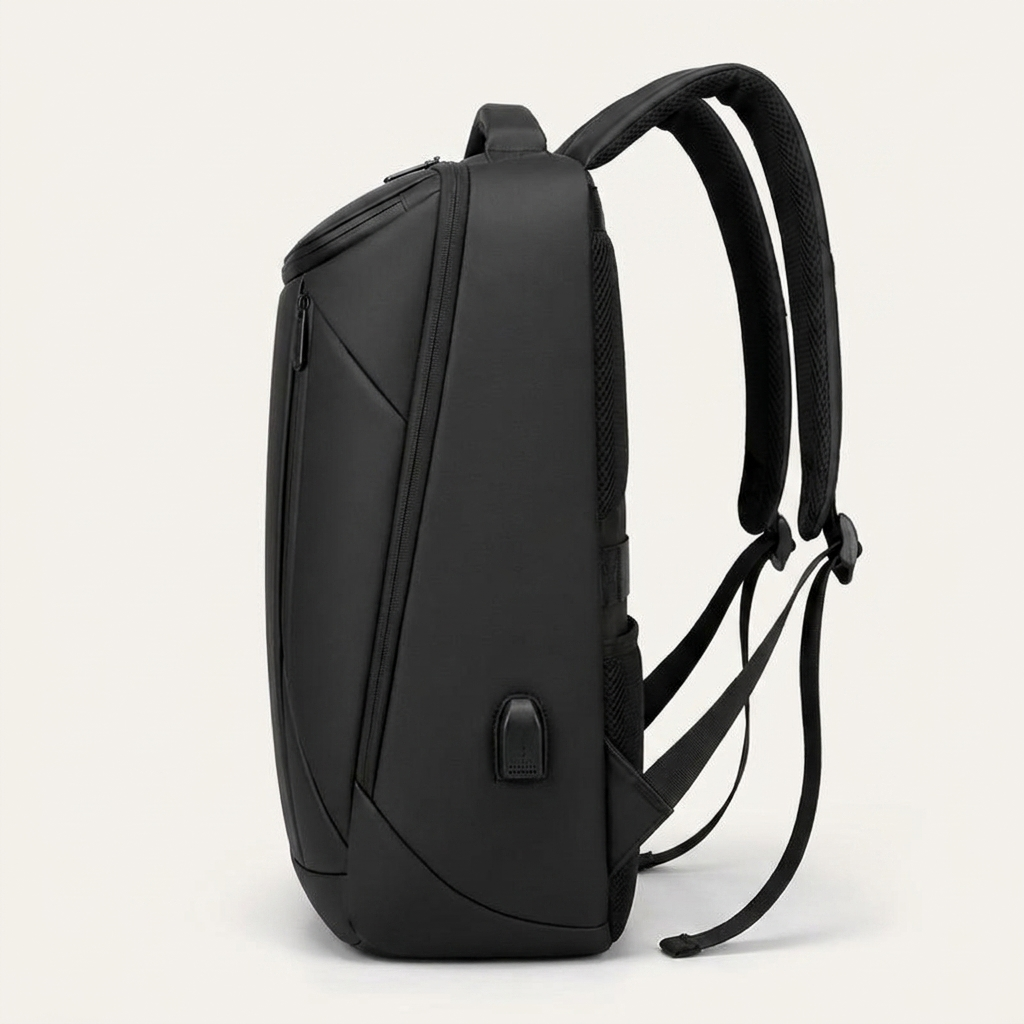 Coated water-resistant Oxford shell that shrugs off light rain and knocks