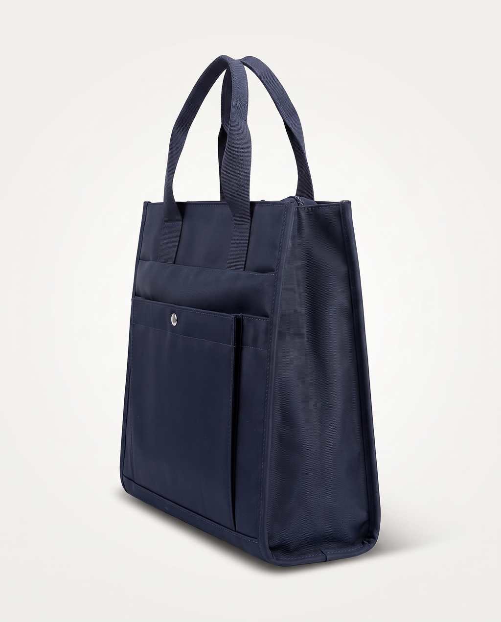 Water-resistant polyester briefcase with splice panelling and tidy stitching