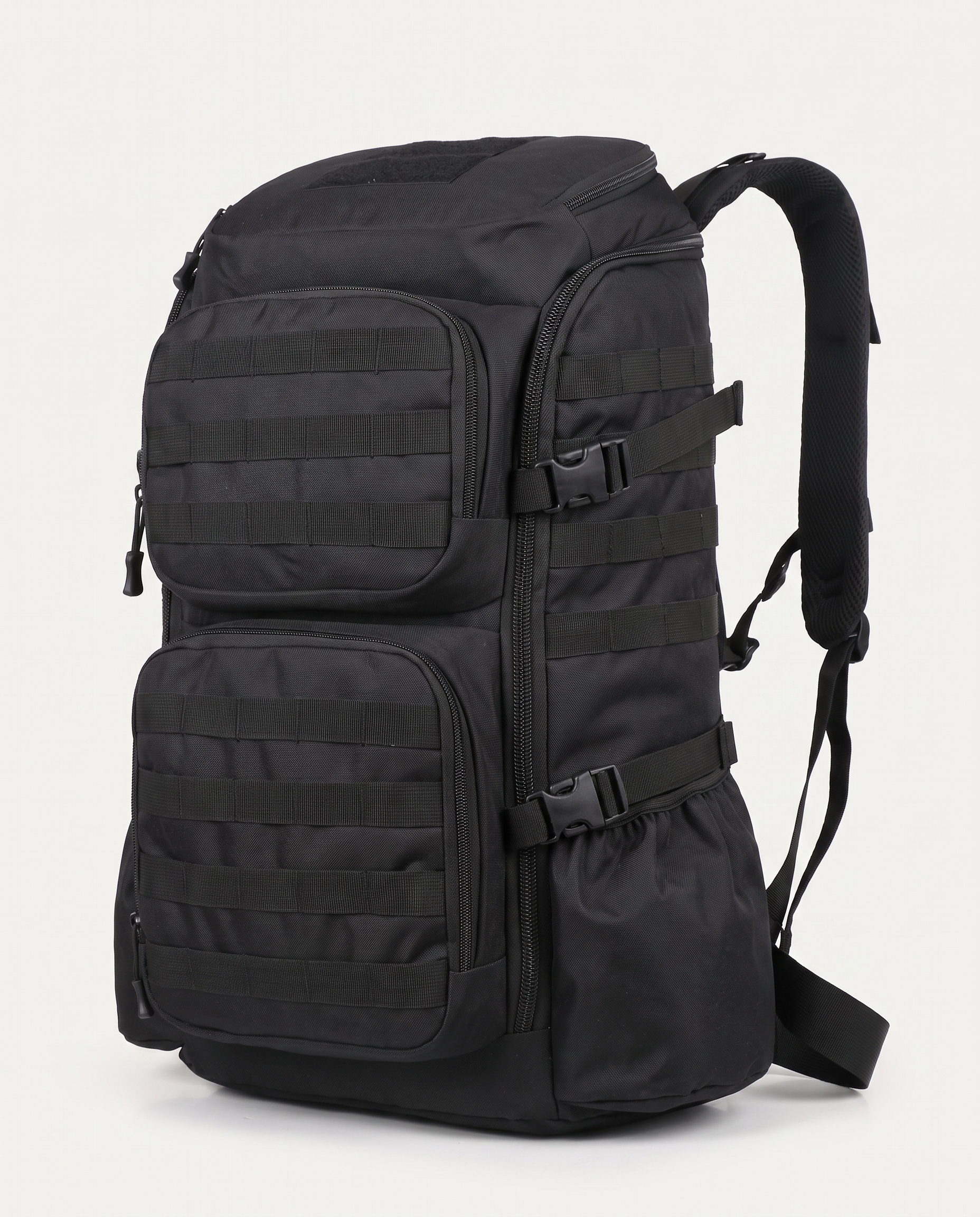 Water-resistant Oxford fabric with a nylon lining for hiking and camping