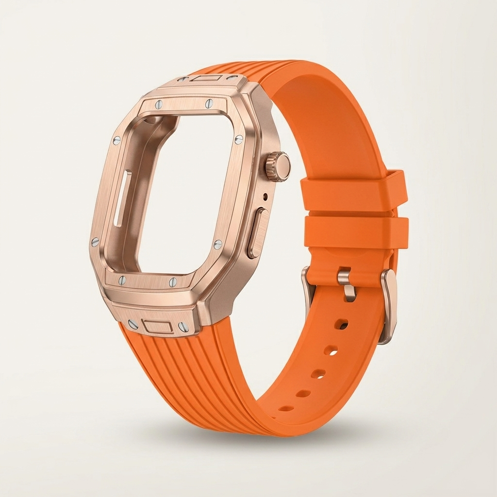 Integrated one-piece case and band that fits snugly with no gaps